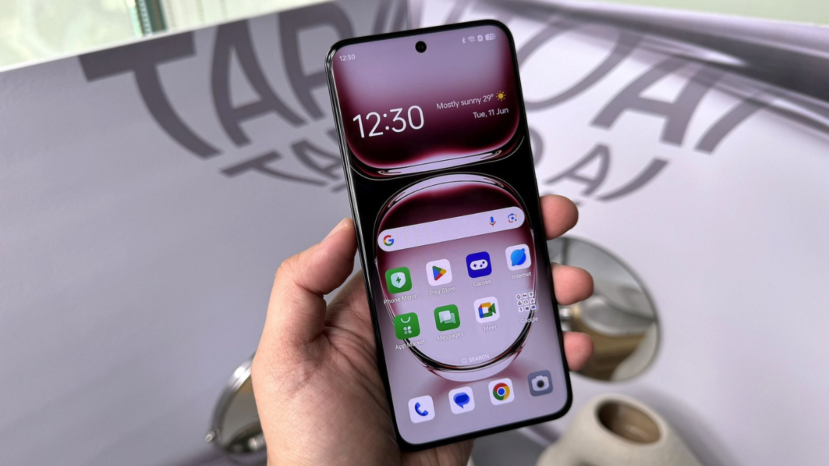 Oppo Reno 12 Display